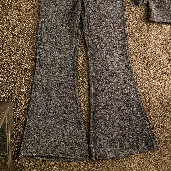 Lavish Alice metallic knit blazer & pant set - Picture 5 of 5